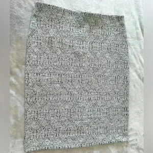 Esprit Fitted Tight Skirt Black White Patterned  Workwear Business Size Medium
